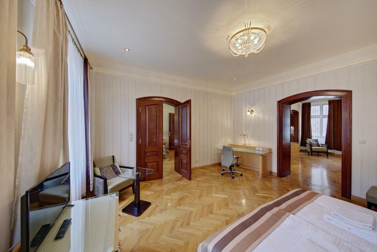 קטוביץ Apartamenty Tessa Jagiellonska מראה חיצוני תמונה