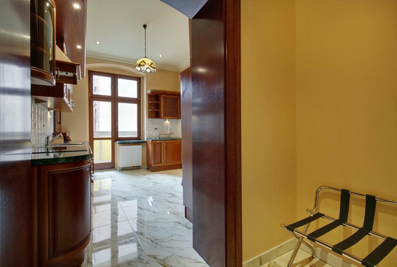 קטוביץ Apartamenty Tessa Jagiellonska מראה חיצוני תמונה