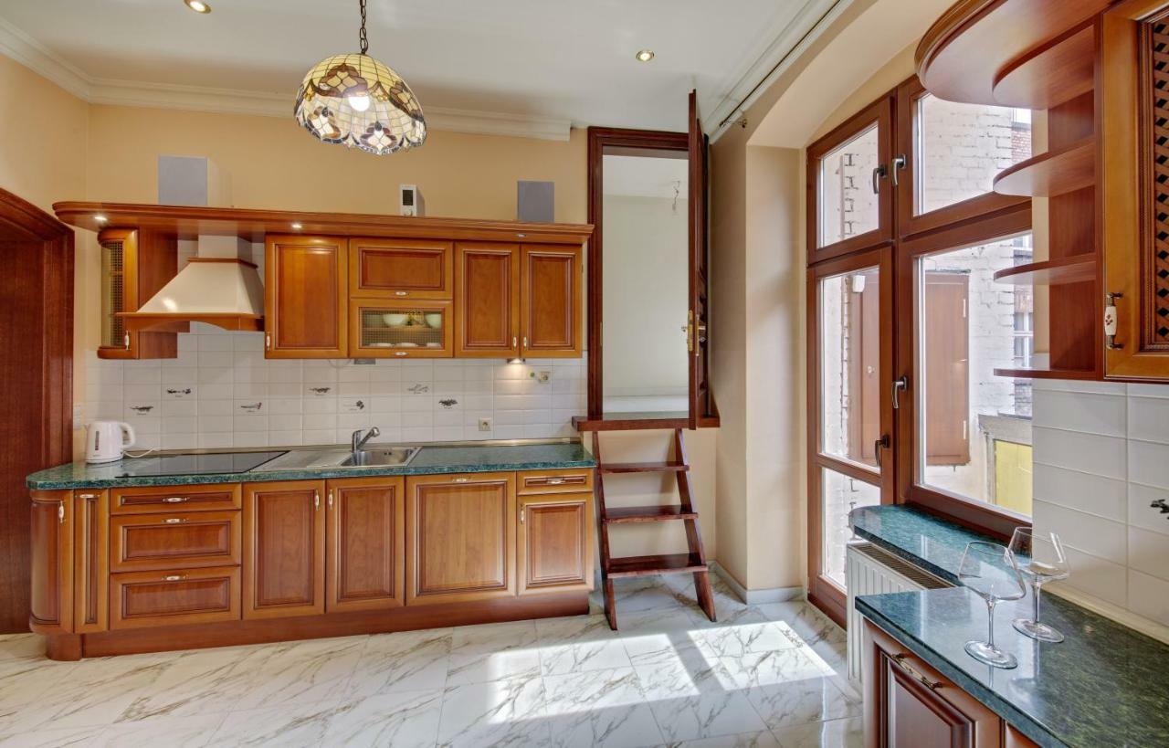קטוביץ Apartamenty Tessa Jagiellonska מראה חיצוני תמונה
