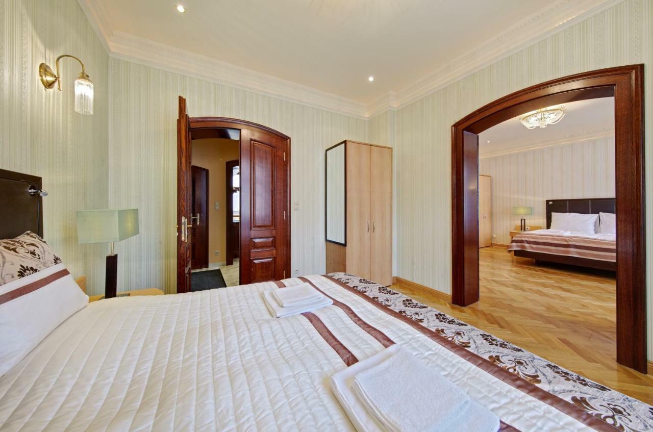 קטוביץ Apartamenty Tessa Jagiellonska מראה חיצוני תמונה