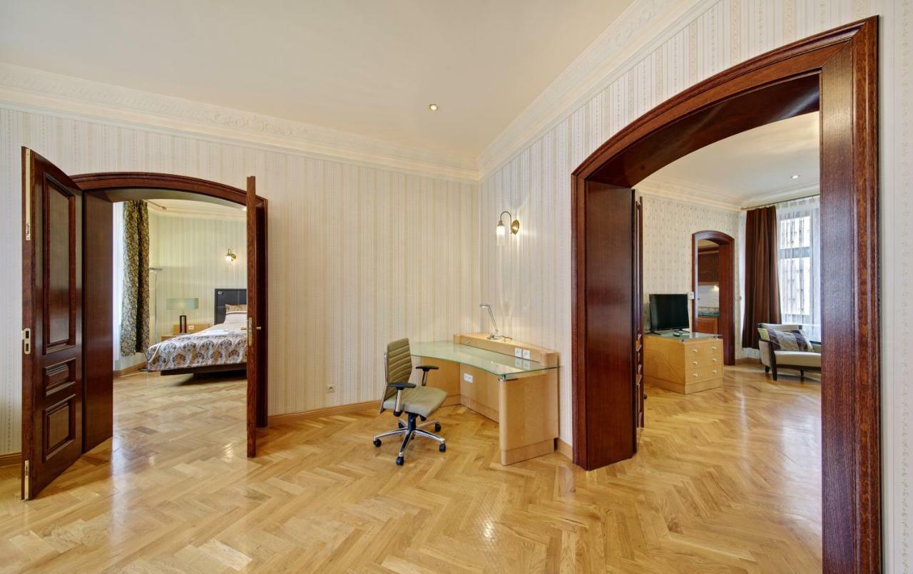 קטוביץ Apartamenty Tessa Jagiellonska מראה חיצוני תמונה